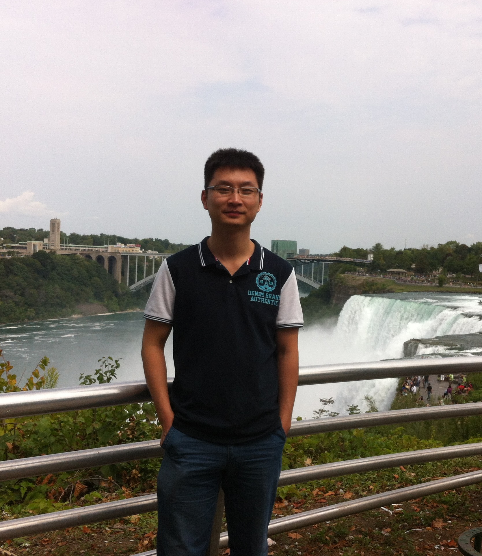 星际（中国）创新论坛第一千四百五十九讲：Ultra-cold gases---A “hot” dish of the “coldest” matter in physics